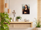 تنسيق توضيحي لبوستر Mona Lisa بفريم في ركن منزلي
